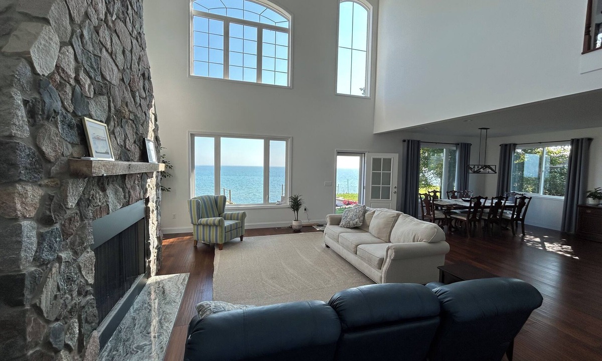 Burtchville House | Large Lake house on Lake Huron, 7 bedrooms, 5.5 baths, great for family retreat.