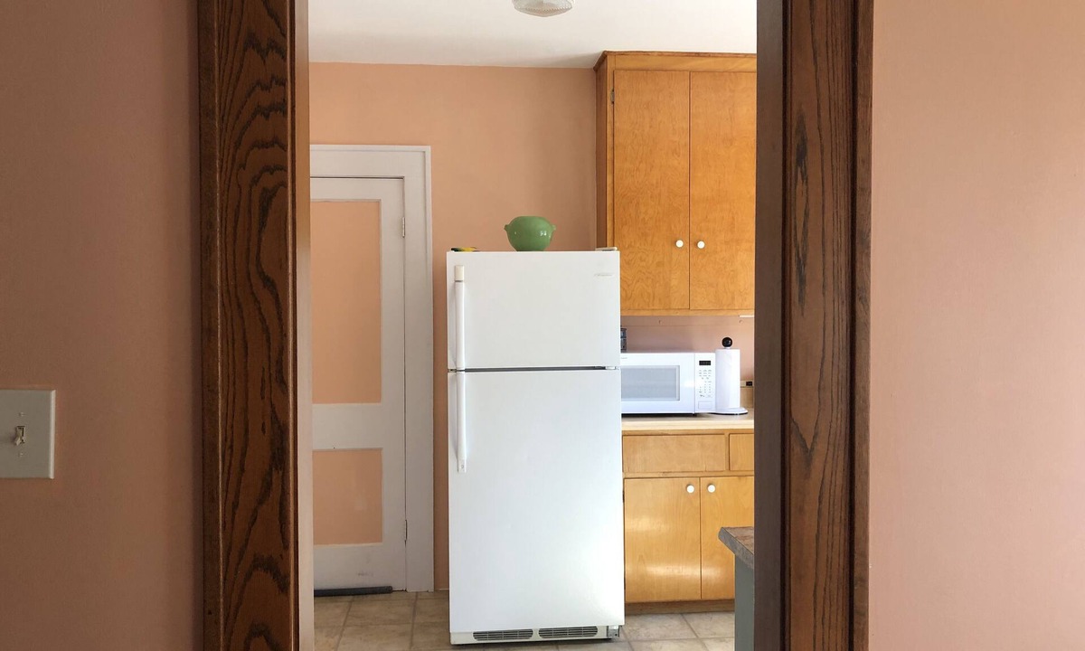 Erie Apartment | Light and Airy Apartment