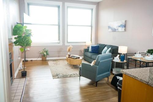 Downtown Cleveland Apartment | Little Peaceful Loft