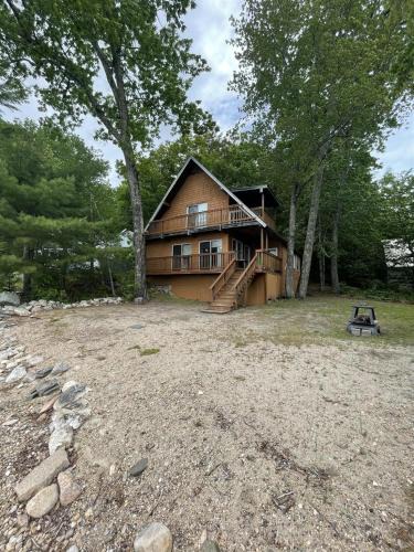 Sebago Villa | LITTLE SANDY-LIMIT 8 cottage