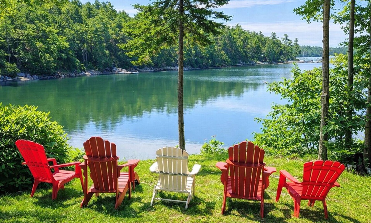 Sebascodegan Island House | Located on Rich Cove in Cundy's Harbor, Maine!