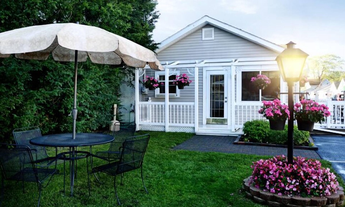 Sault Ste. Marie Hotel | Lockview Motel