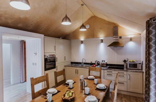 Corfe Castle House | Lodge 8