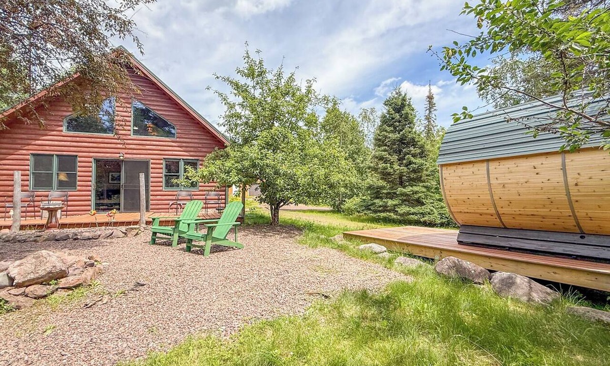 Lutsen Cabin | Lofted in Lutsen - Lutsen, MN - Cascade Vacation Rentals