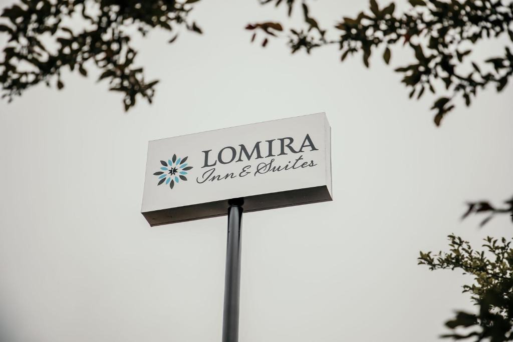 Lomira Hotel | Lomira Inn and Suites