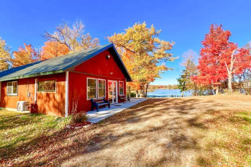 Parkers Prairie House | Long Lake Cabin on 7 acres w/Fire Pit & More!