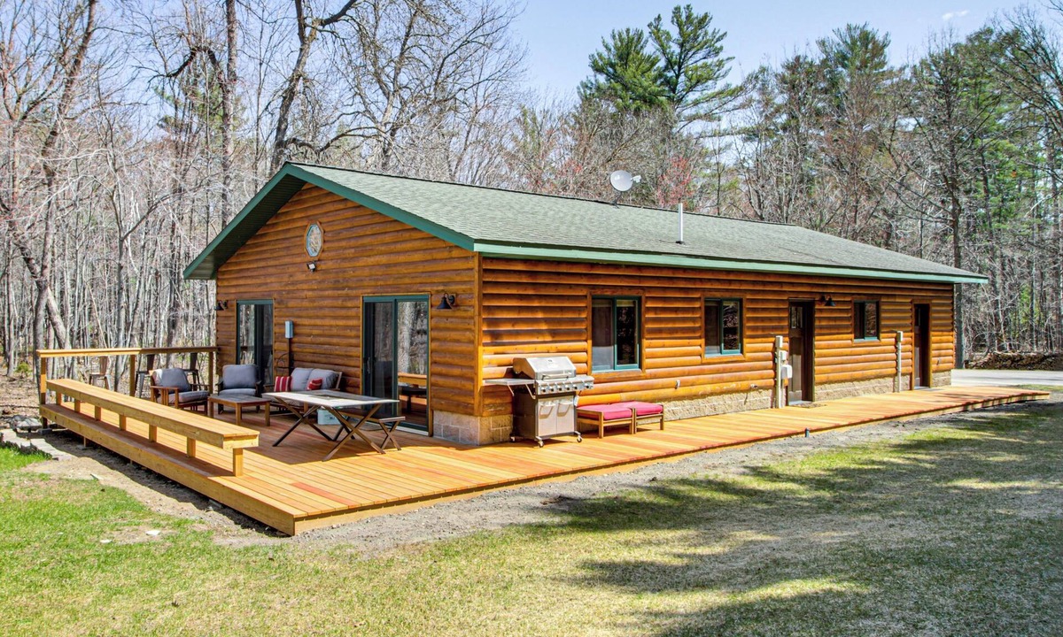 Walker Cabin | Long Lake Cabin w/Dock: Fish & Hike!