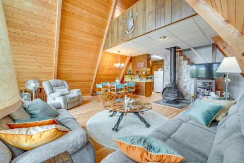 Fountain House | Long Lake Cabin w/Kayaks, Private Beach & Dock!