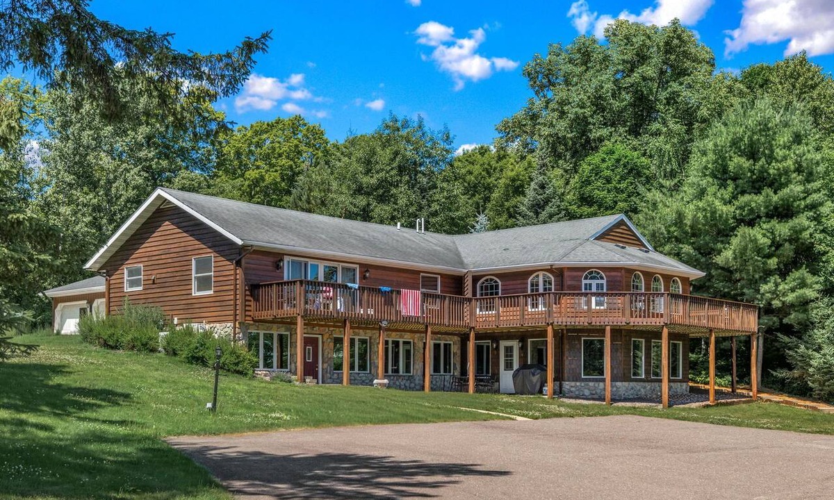 Brill Condo | Long Lake Landing - Unit 2 | Ground-Level Condo with Private Boat Slip