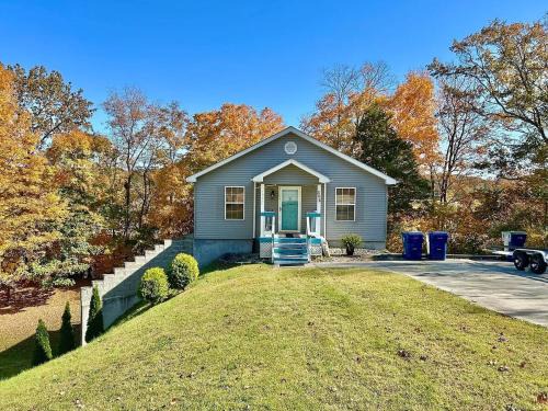 Bronston House | Loosen Up Lakeside