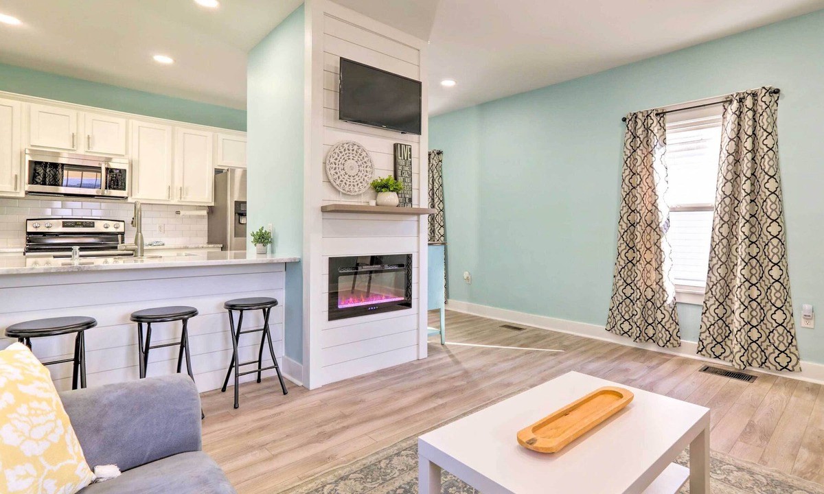 Taylor Berry House | Louisville Getaway < 1 Mi to Churchill Downs!