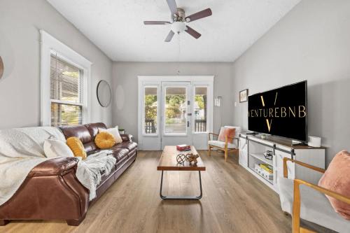 Saint Joseph House | Louisville Haven With BBQ Fire Pit & Private Yard