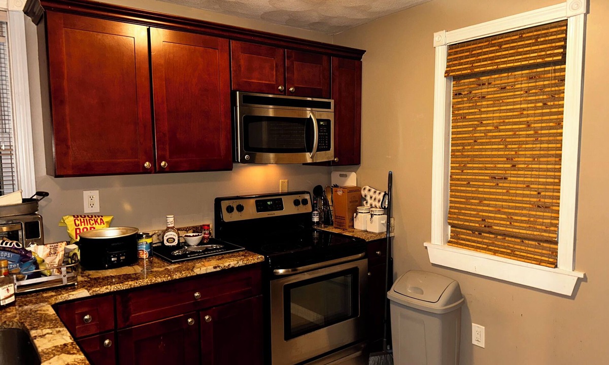 Reading House | Lovely 2-bedroom house in cool Reading perfect for your getaway