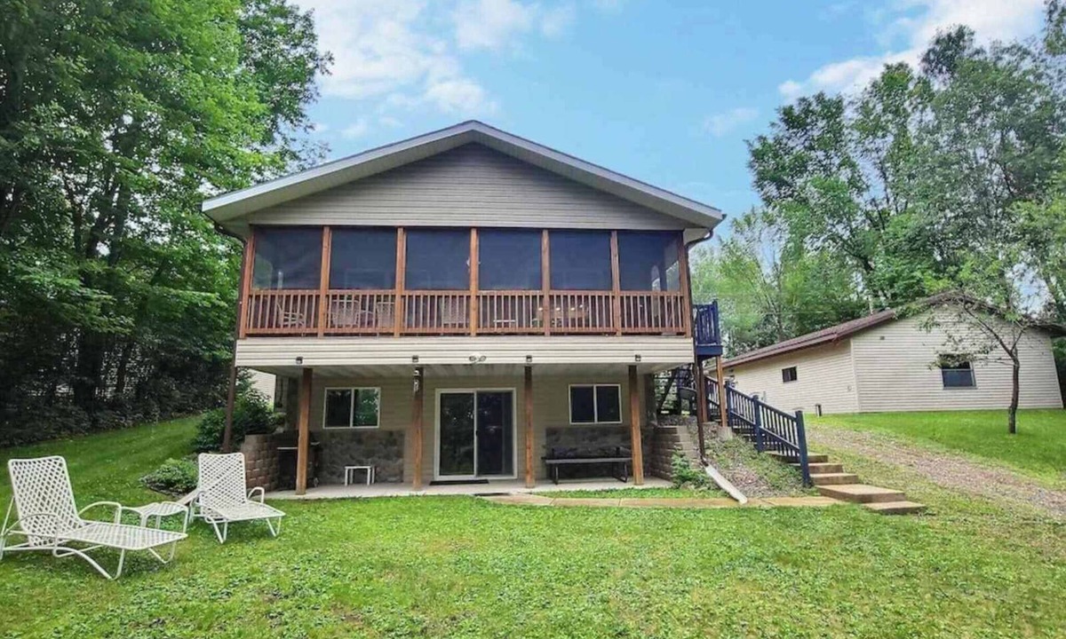 Oneida County House | Lovely 3-bedroom house with AC in Tripoli