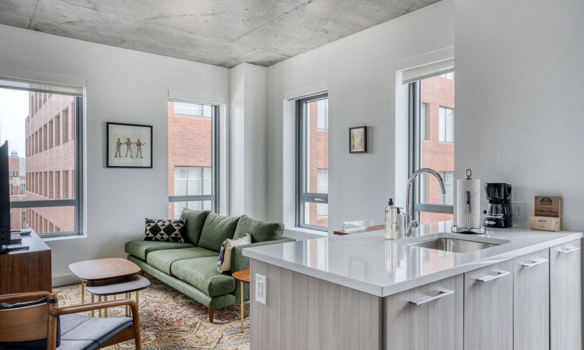 MIT Apartment | Lovely Kendall Square 2BR w/Gym, near Shops & Dining, by Blueground