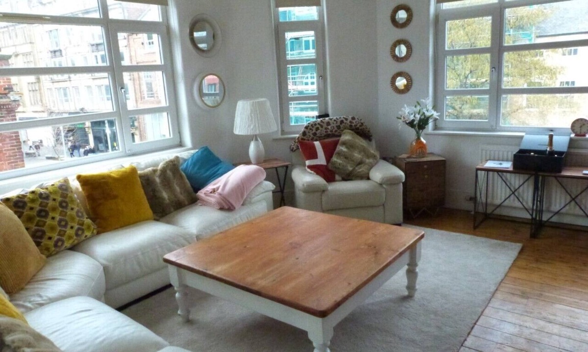 Newcastle-upon-Tyne Apartment | Lovely Two Bedroom Flat in the VERY CENTRE of Newcastle