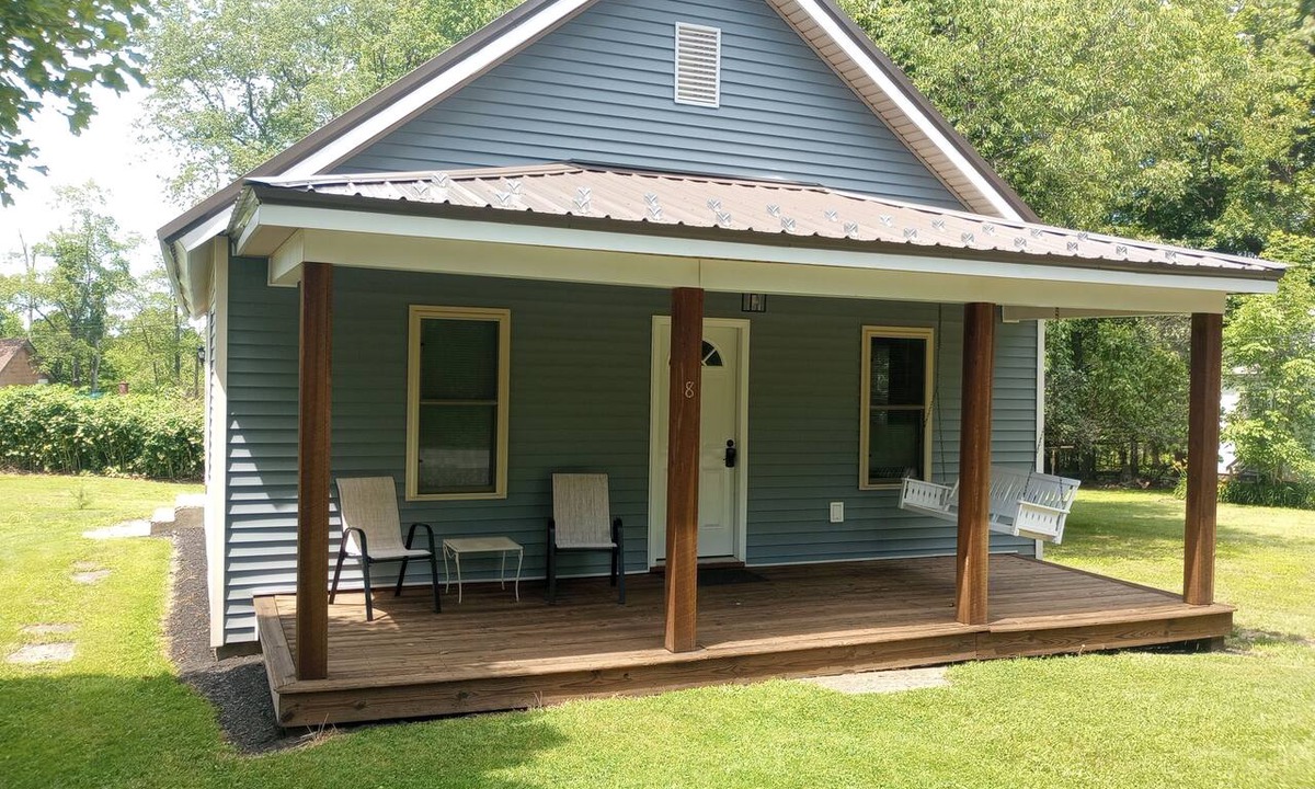 Mount Jewett House | Lumber Street Cottage