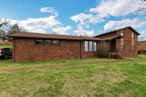Nashville House | Luxurious 4BR home Pet friendly