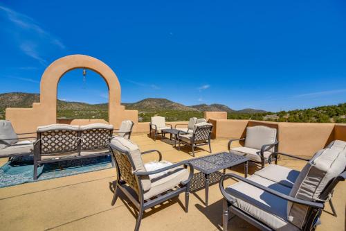 Canoncito Apartment | Luxurious Retreat w/Stunning Views in Santa Fe