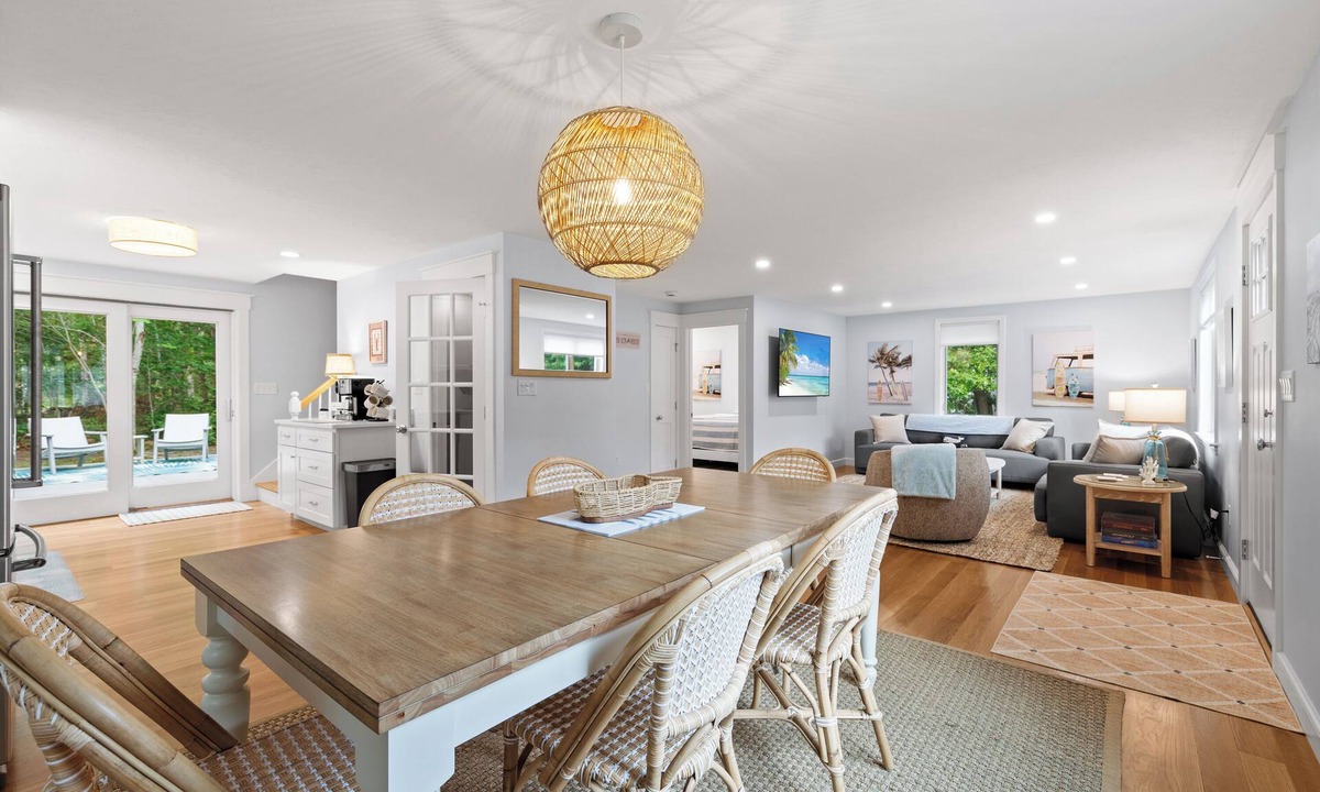 Dennis House | LUXURY 4-Bdrm in Mayflower/Bayview Beach Location! August Days Still Available!