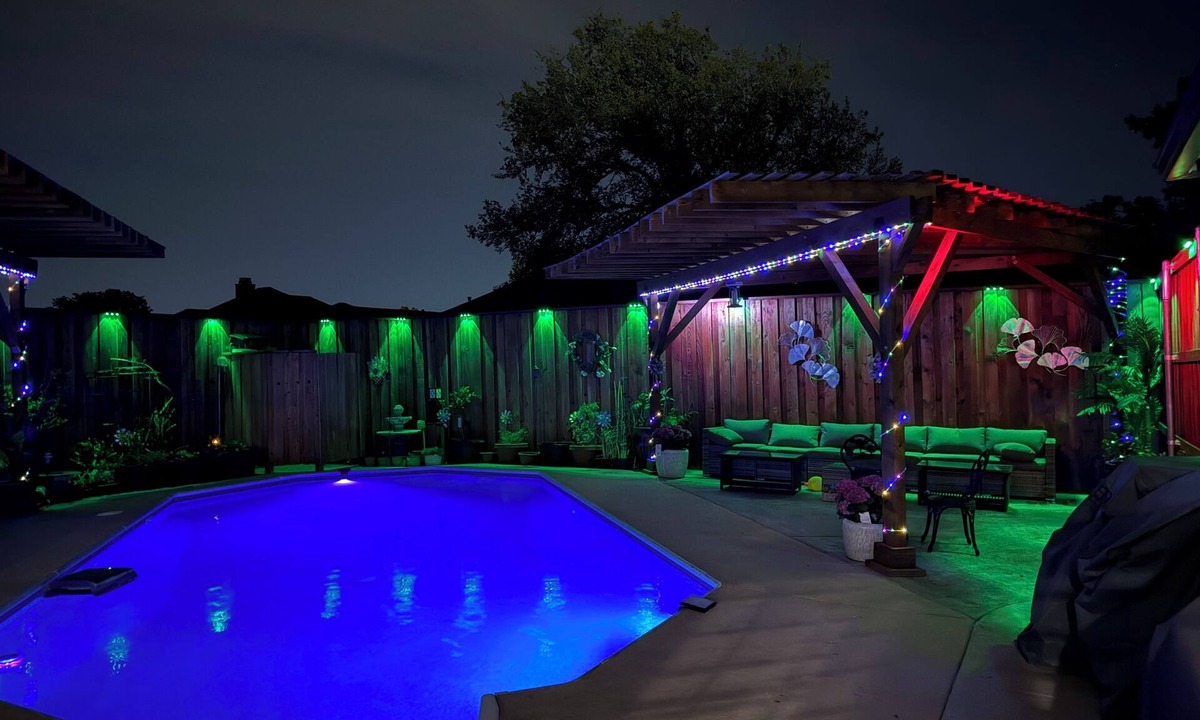 Lubbock Cabin | Luxury 4BR lodge with soaring ceilings, pool, spa, and sunlit view