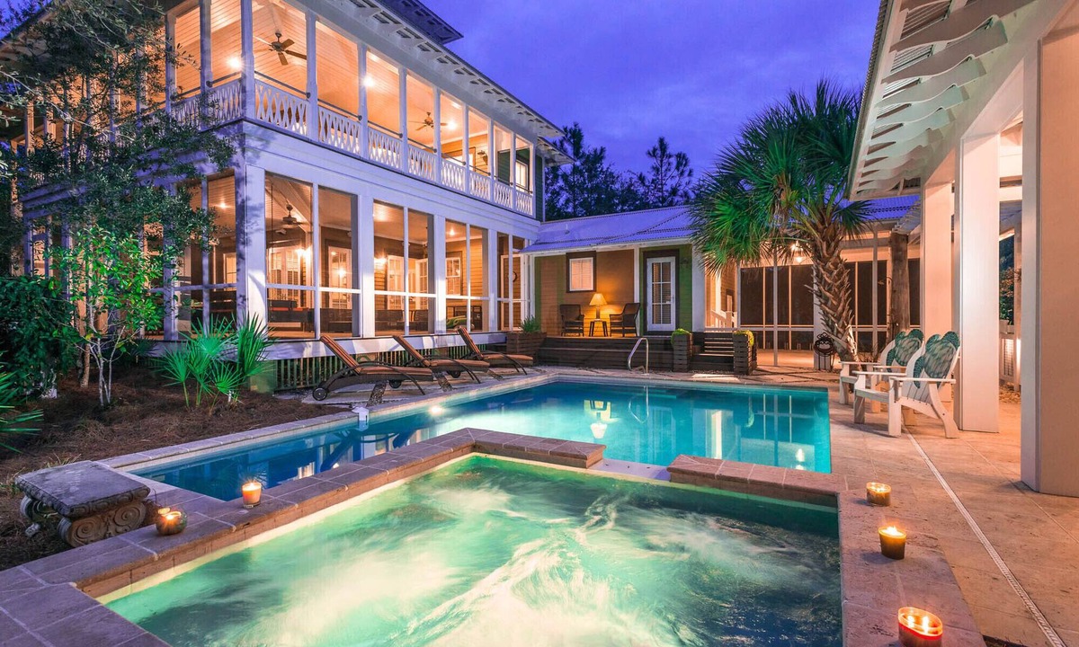 Forest District House | Luxury Escape with Private Pool and LSV