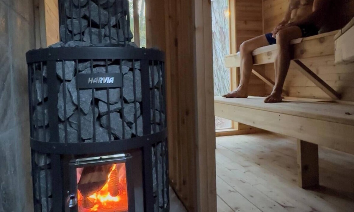 Delavan Cottage | Luxury Lake Geneva cottage w/sauna + hot tub + geodesic dome on 2-acres