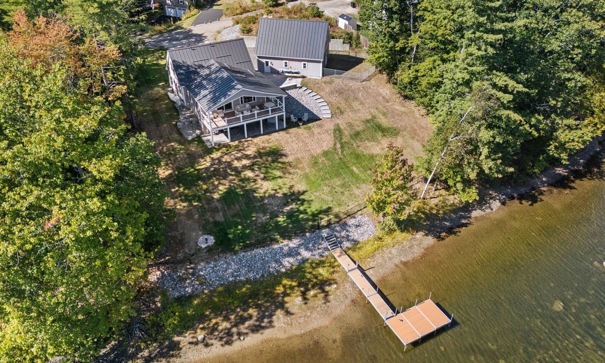 Standish House | Luxury Lakefront Retreat on Sebago Lake, Sleeps 10!