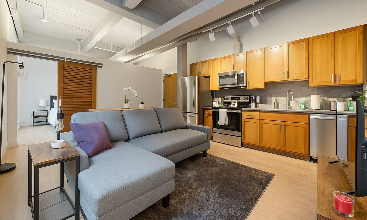 Downtown Cleveland Apartment | Luxury Loft Getaway in Downtown Cleveland
