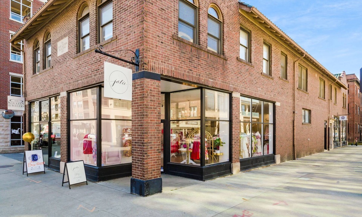 Victorian Village Condo | Luxury Short North Top Floor Condo & 2 Beds