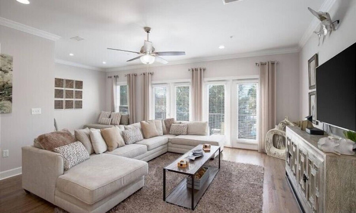 Miramar Beach Cottage | Luxury Townhome-Close 2 Beach-Golf Cart-Amenities