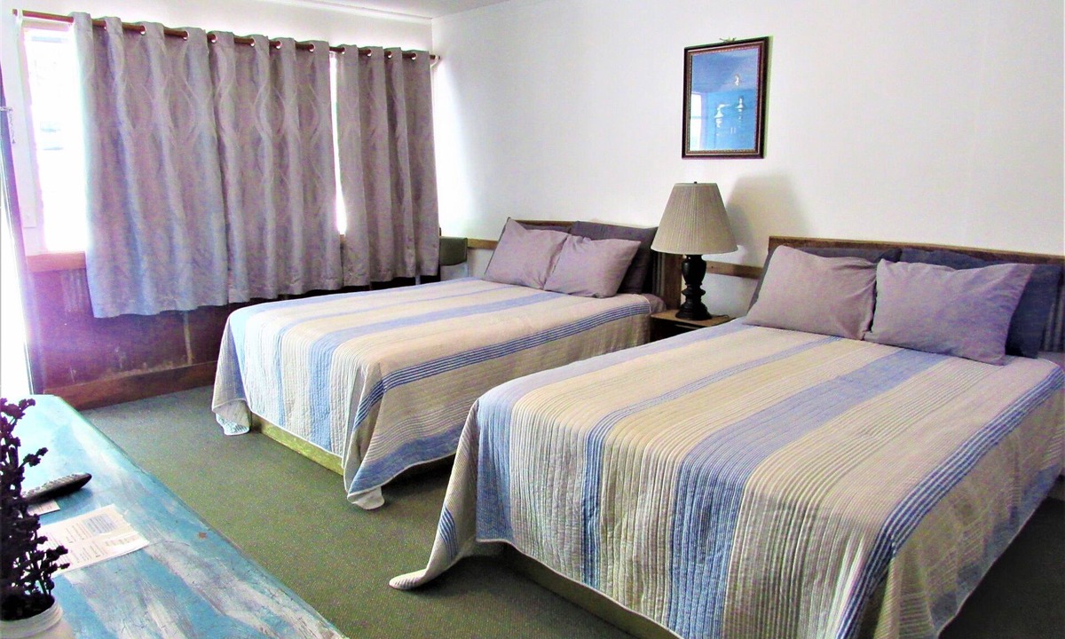 Almo Hotel | Lynnhurst Resort Motel #11 w/Kitchen - Dog Friendly!
