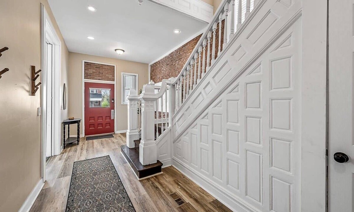 St. Louis House | Magnificent 5BR Beauty ABODEbucks