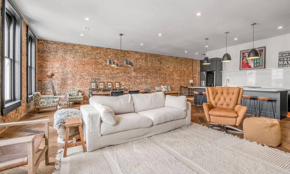 Georgetown Apartment | Main Street Modern Loft