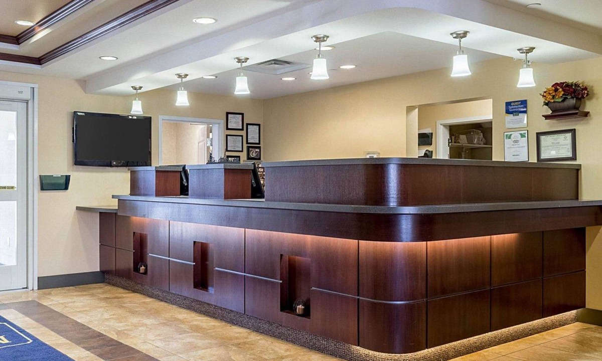 Minot Hotel | MainStay Suites Minot