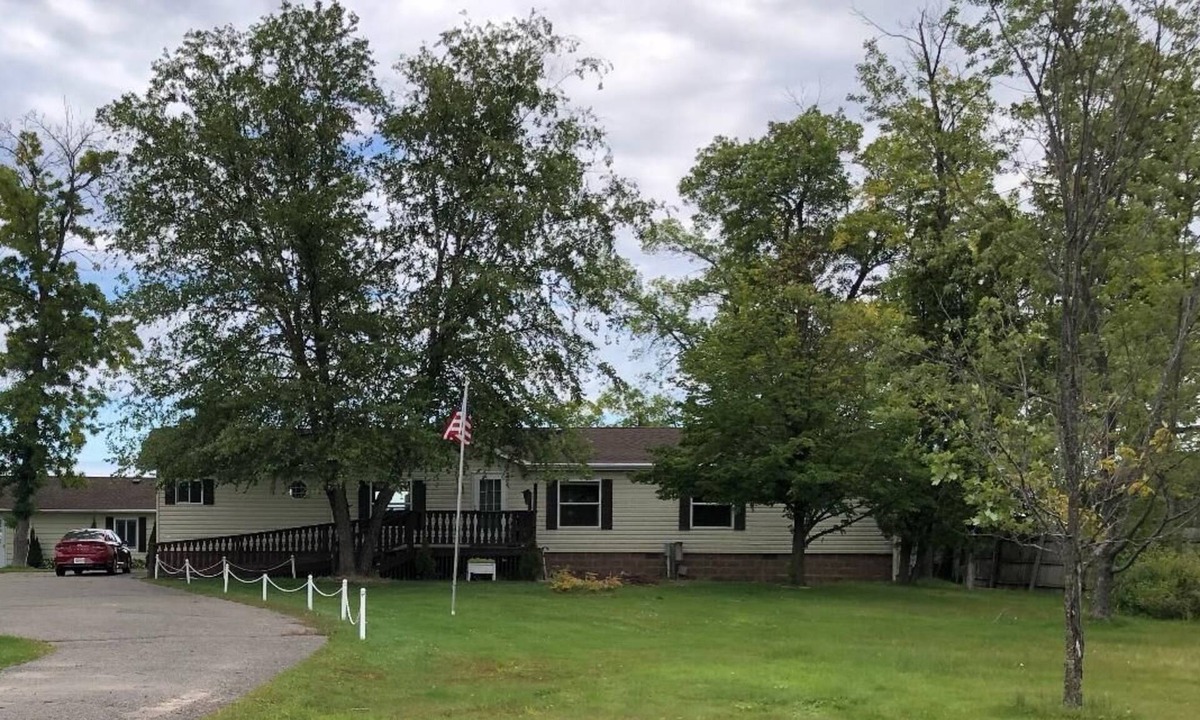 Brainerd House | Making Memories on North Long Lake