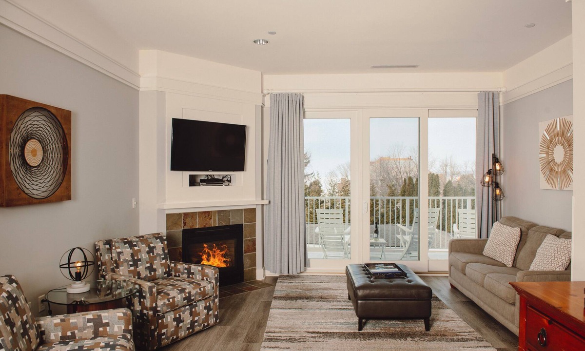 Bay Harbor Condo | Maritime Suite 214: Spacious 2BR condo in charming Bay Harbor with stunning village views.