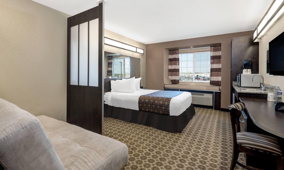 Williston Hotel | Microtel Inn & Suites by Wyndham Williston