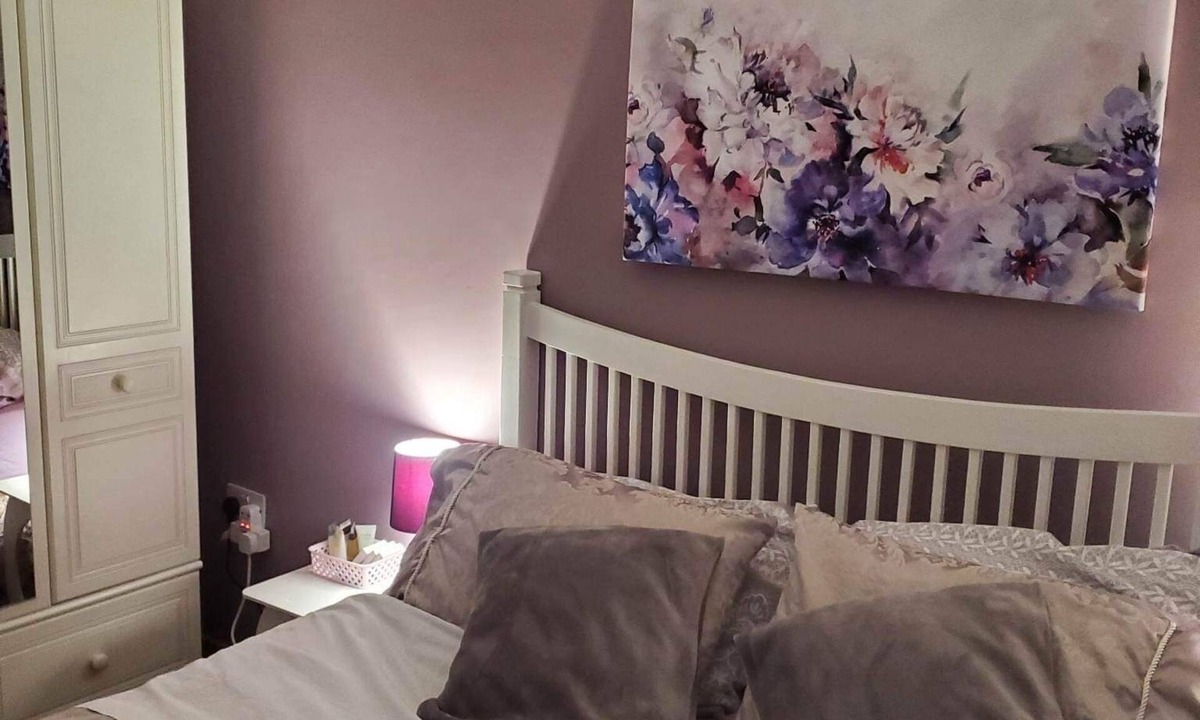 Larne House | Minimum Stay two Nights