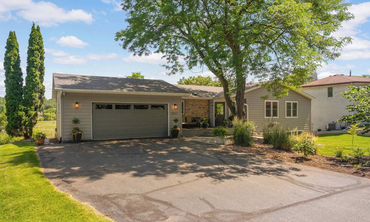 Minnetonka House | Minnetonka House on the Prairie