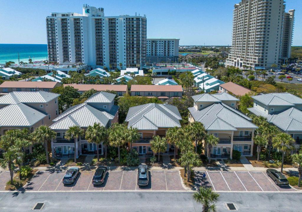 Miramar Beach House | Miramar Villas 107 Large townhome