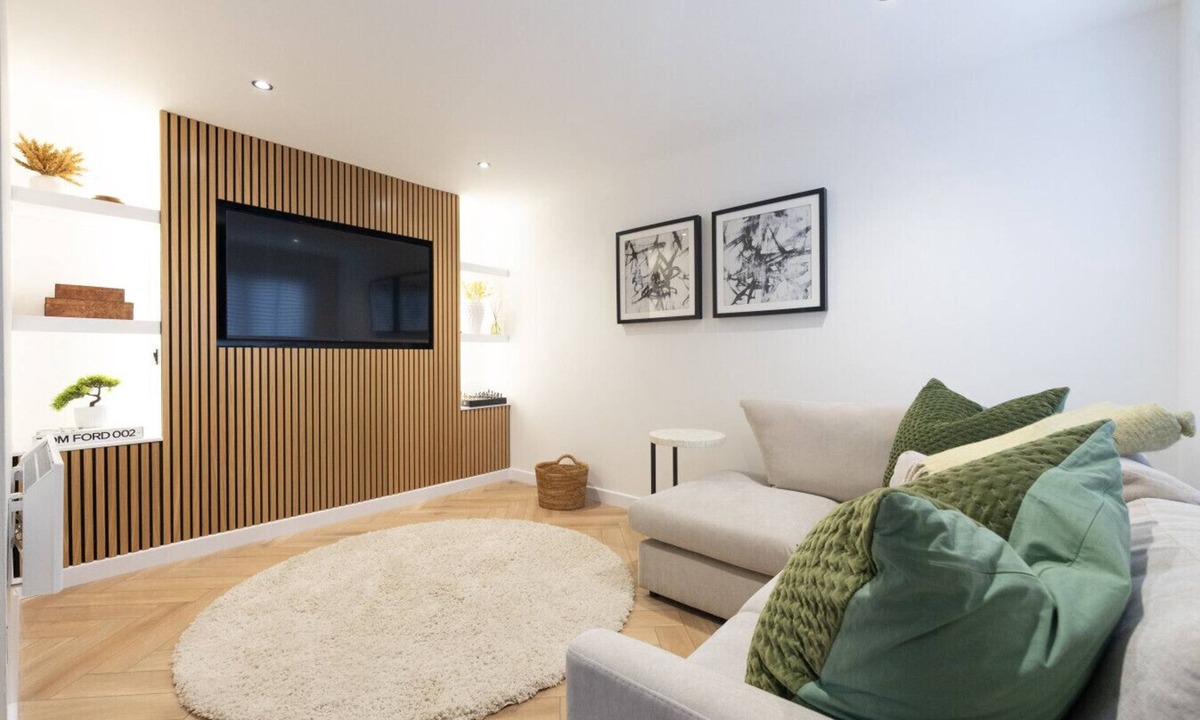 Livingston House | Modern 1-Bed Near Edinburgh + Free Parking