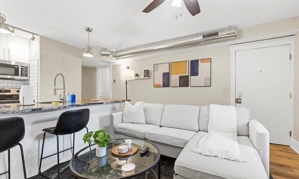 Point Breeze North Apartment | Modern 2BR Apartment Near Downtown & Shopping