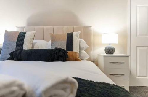 Middlesbrough House | Modern 2BR Middlesbrough Parking