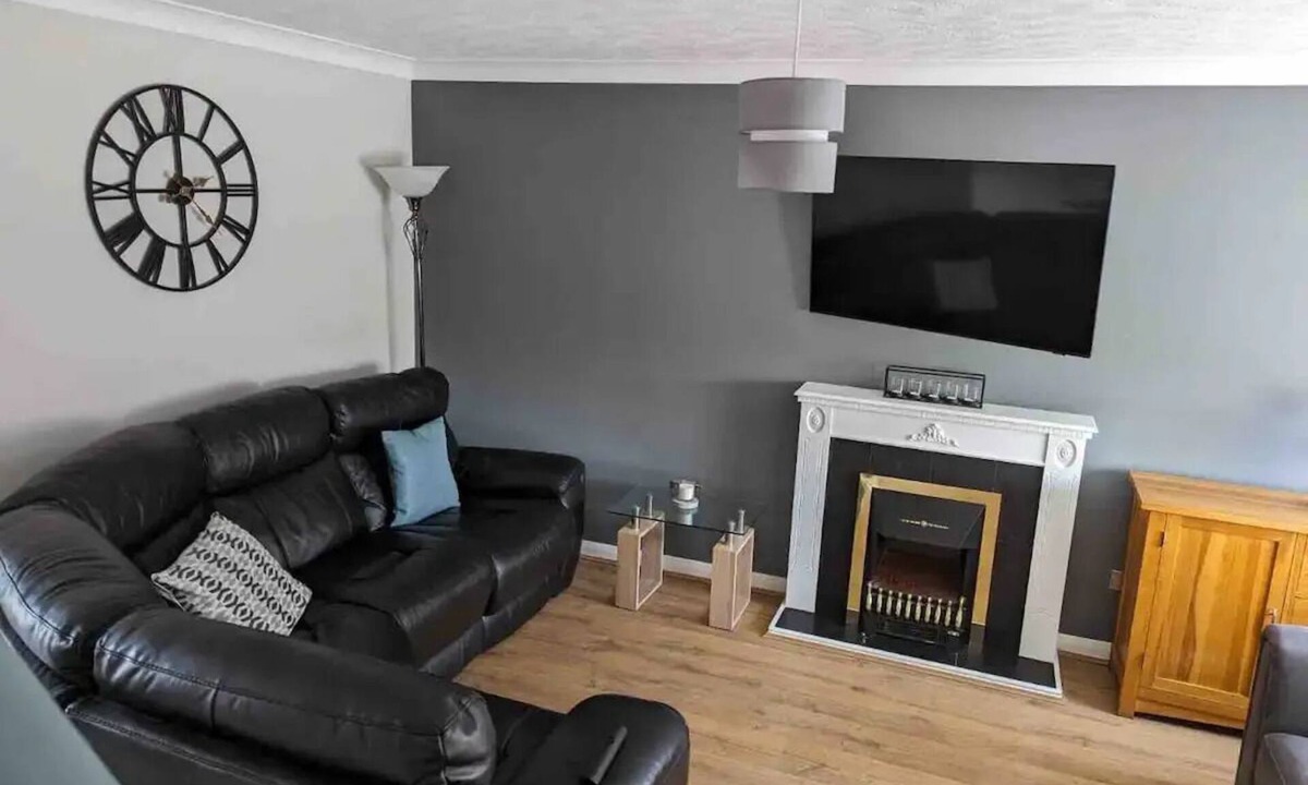 Carlisle House | Modern 3 Bed in Carlisle near the Lake District