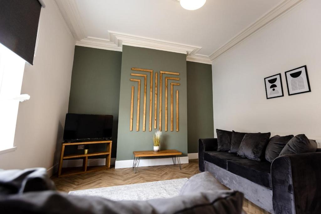 Sunderland Apartment | Modern 4Bed 2 Bath - Next to Stadium & City Centre