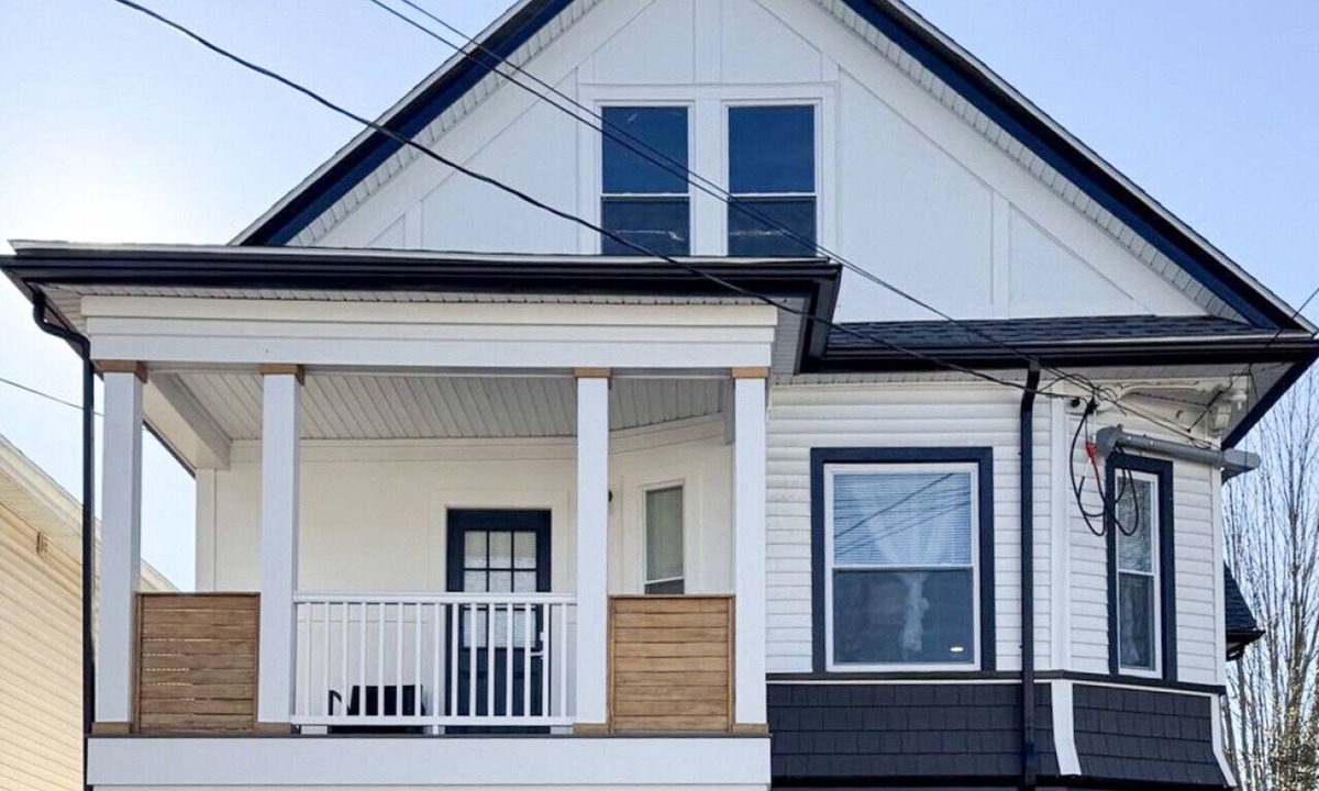 Lowell Apartment | Modern, All New 3BR Near UMASS