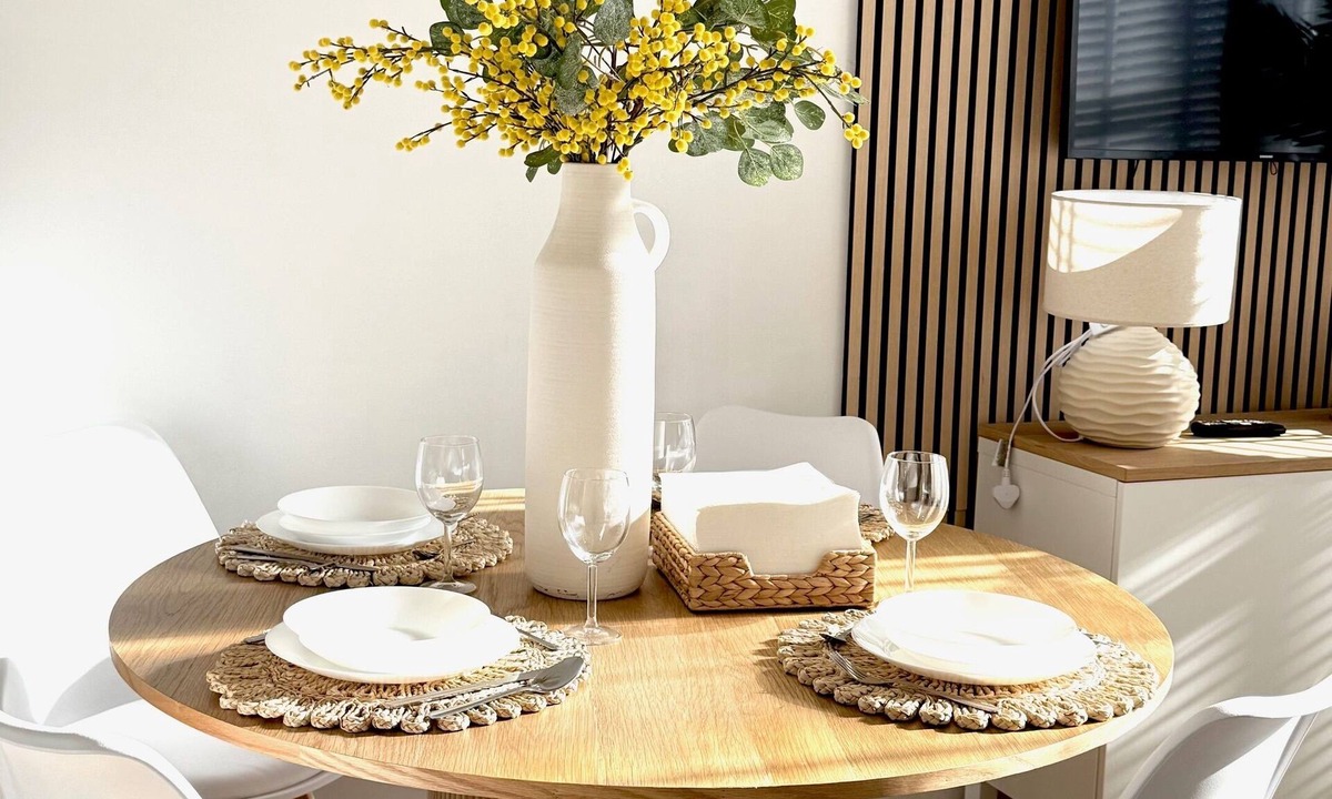 Dumbarton Apartment | Modern Castlegreen Lux Apartment