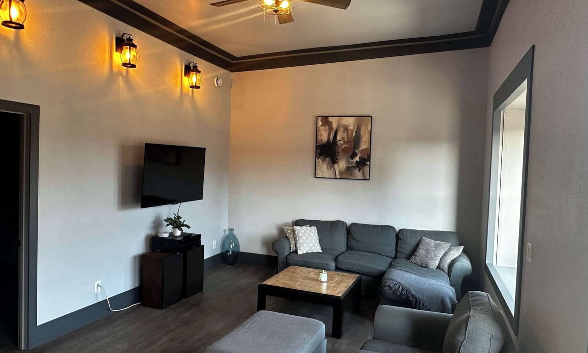 International Falls Apartment | Modern Downtown Retreat