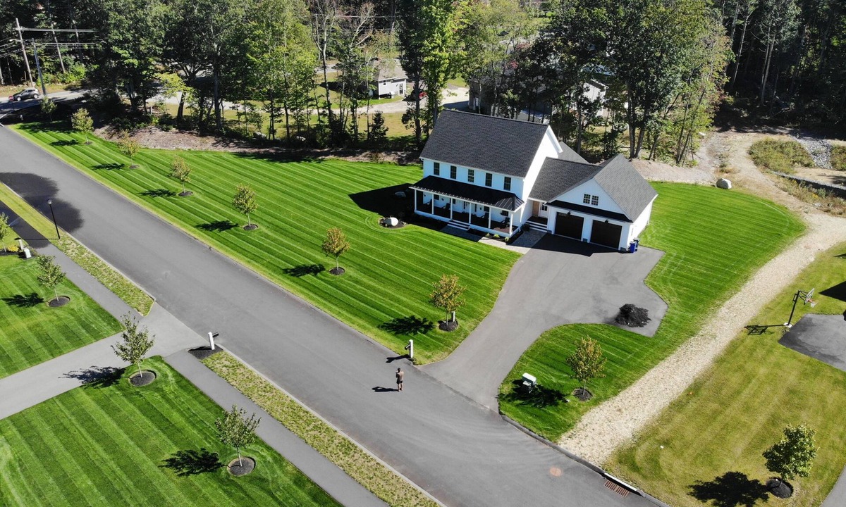 Jefferson House | Modern Farmhouse Close to Mt. Wachusett